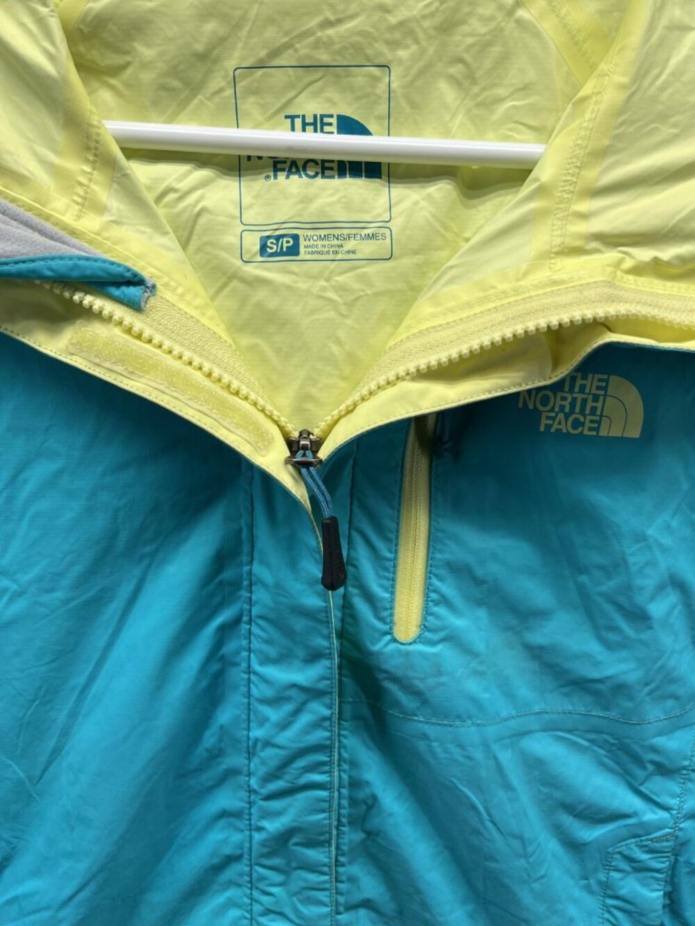 The North Face Jacket Womens Small Blue Colorblock Hooded Windbreaker Hiking - Picture 8 of 12